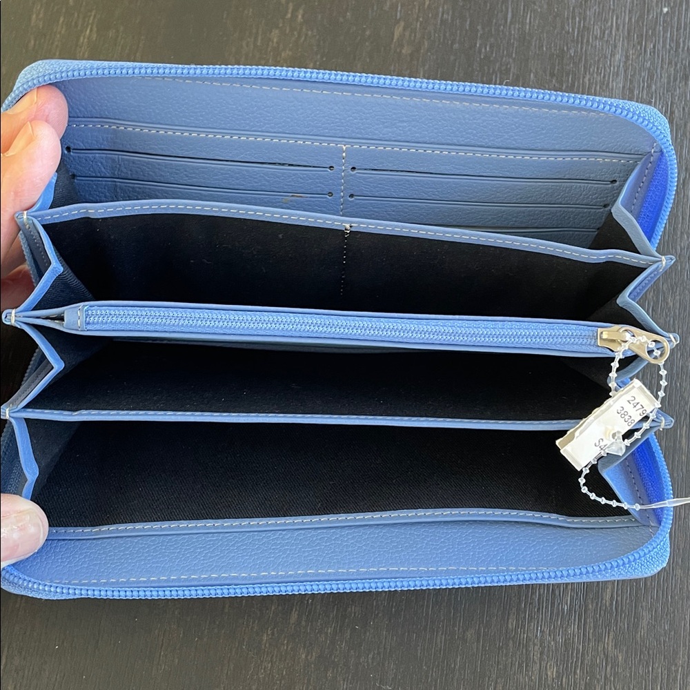Levenge Blue Zip Wallet - Picture 3 of 4